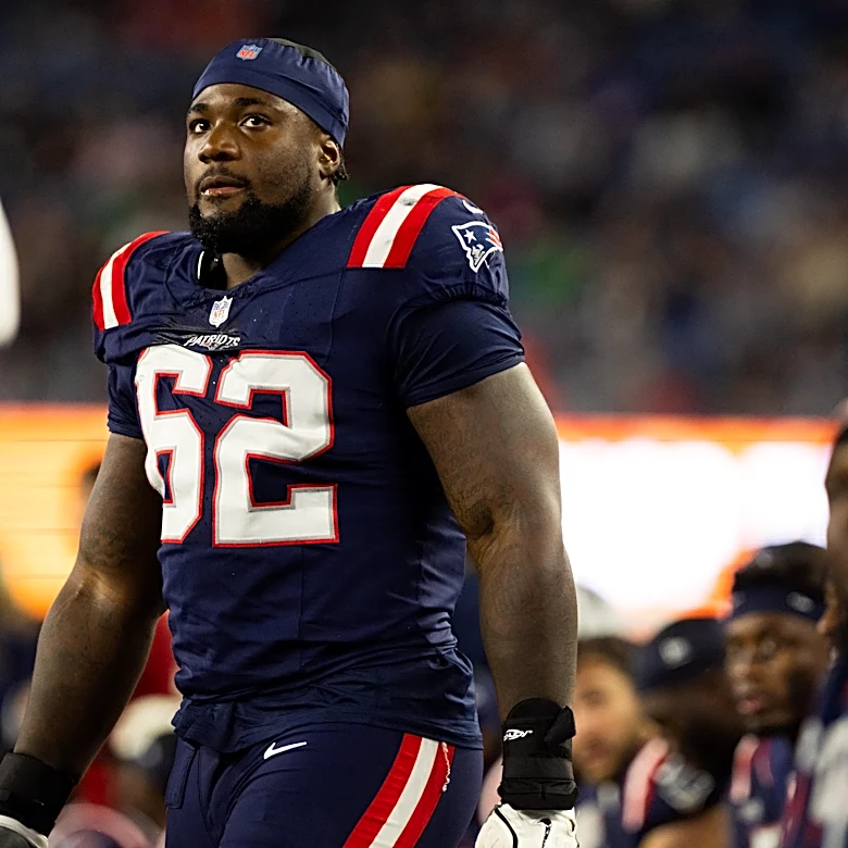 Patriots reach injury settlement with defensive lineman Isaiah Iton