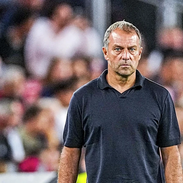 Hansi Flick backs Lamine Yamal for the Ballon d’Or and hails Raphinha’s intensity