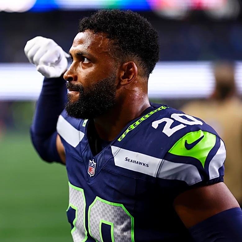 Seahawks opens Khosla era with patented ‘Seahawks Primetime BS’ game