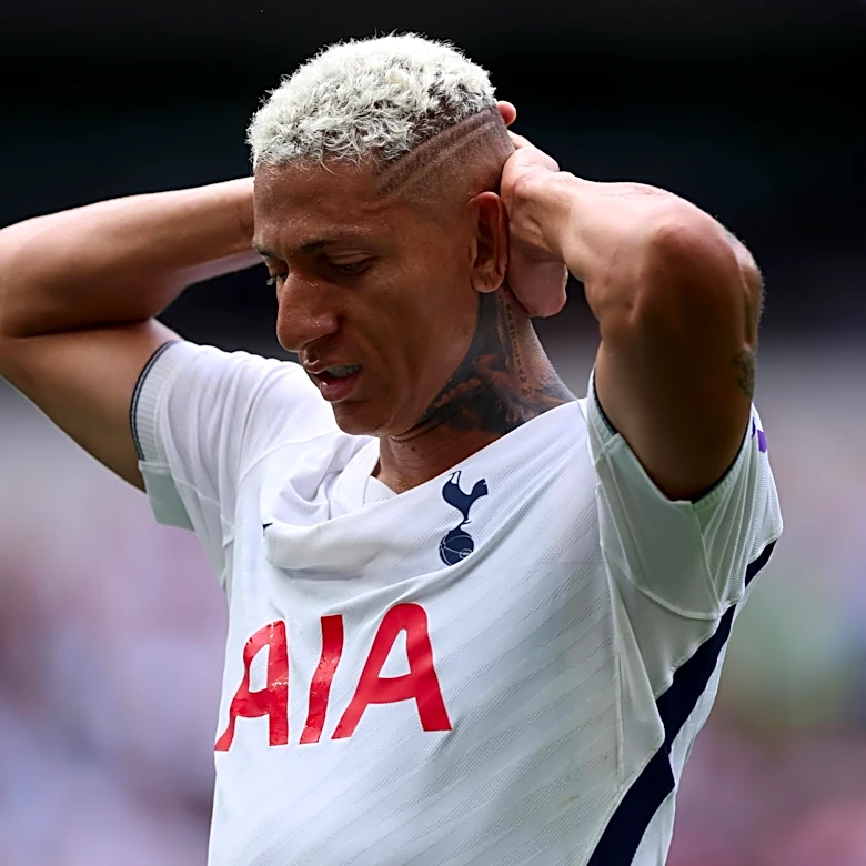 Richarlison considering suing Spurs to cancel his contract