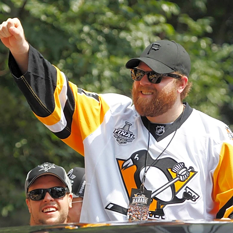 Phil and Amanda Kessel elected to U.S. Hockey Hall of Fame