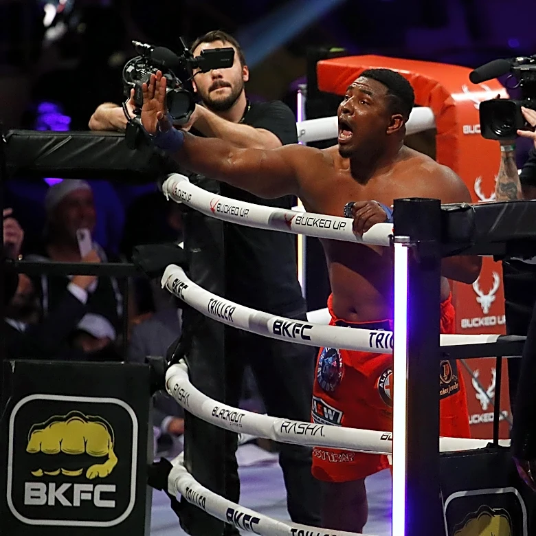 Cuban Tyson! Heavyweight sensation Leonardo Perdomo locks up KnuckleMania title shot with massive 14-second knockout | BKFC 93