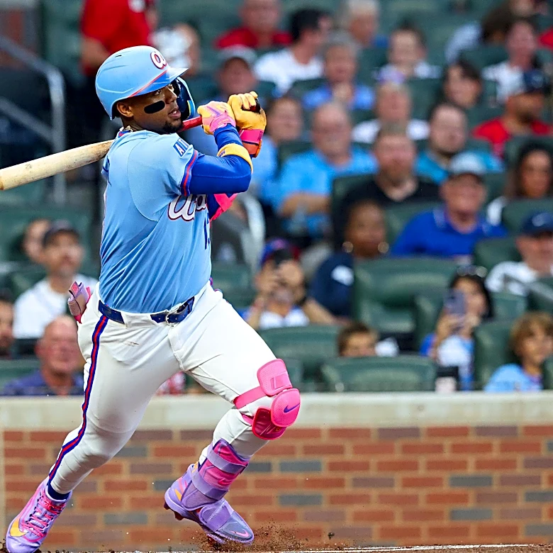 Braves crush Phillies on big fourth inning