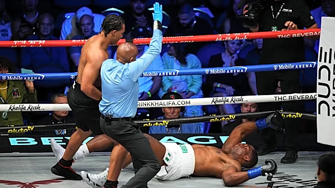 Garcia vs. Benn video: Da’Mazion Vanhouter shakes off injury scare to flatten Raphael Akpejiori with 1st-round knockout