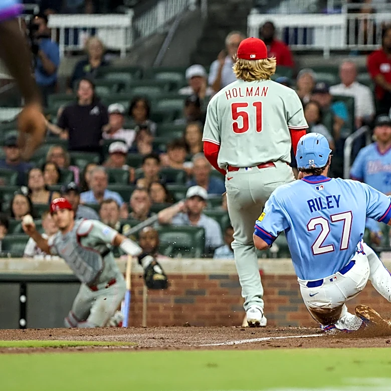 Digging a Holman: Braves 12, Phillies 2