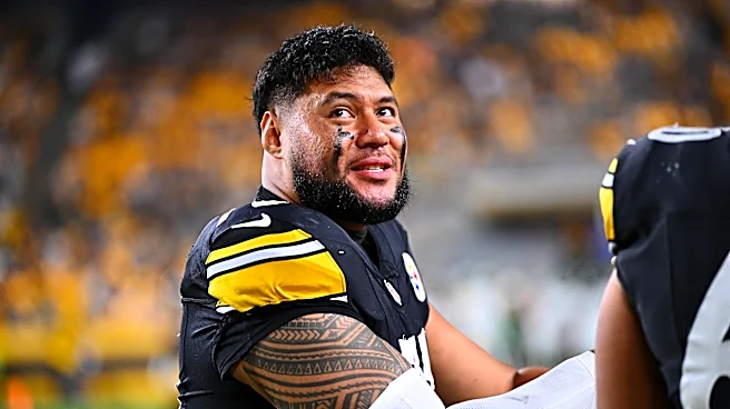 Troy Fauntau leaves Week 1 game vs. Falcons with injury