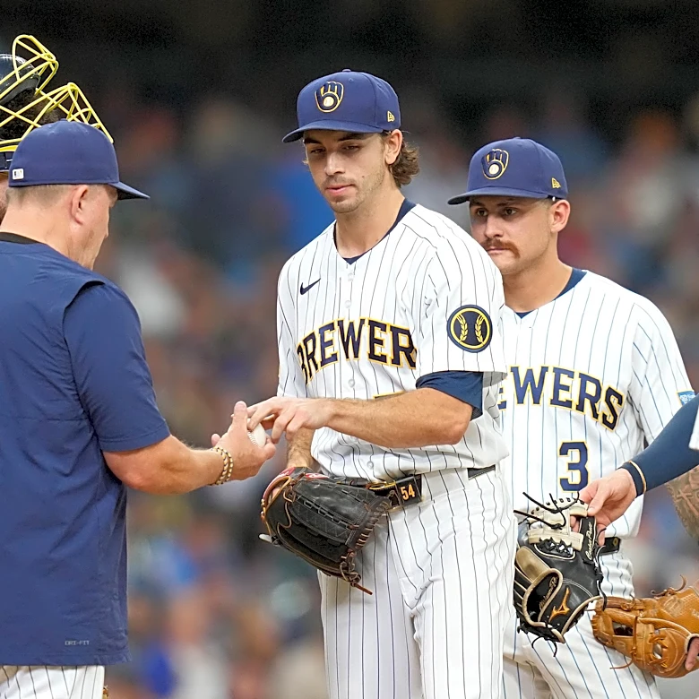 Brewers unable to extend winning streak in 4-3 loss