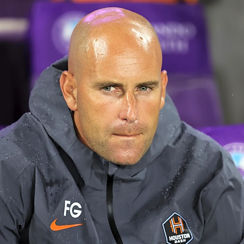 Houston Dash announce changes to technical staff: head coach Fabrice Gautrat and technical director Twila Kilgore out