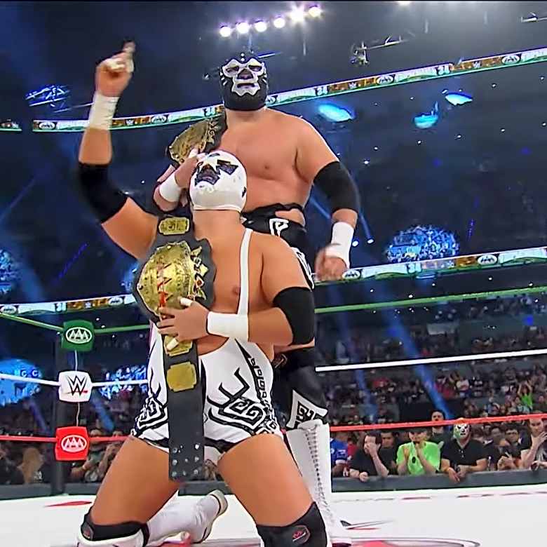 WWE’s War Raiders lose AAA tag titles in open challenge at Triplemania 34