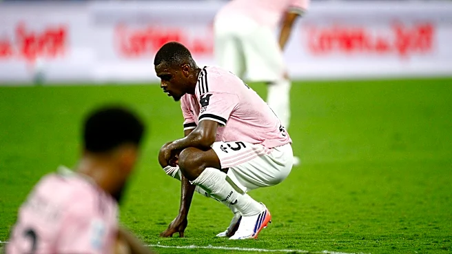Sloppy Juventus fall to Sassuolo on last-gasp goal from loanee Adzic