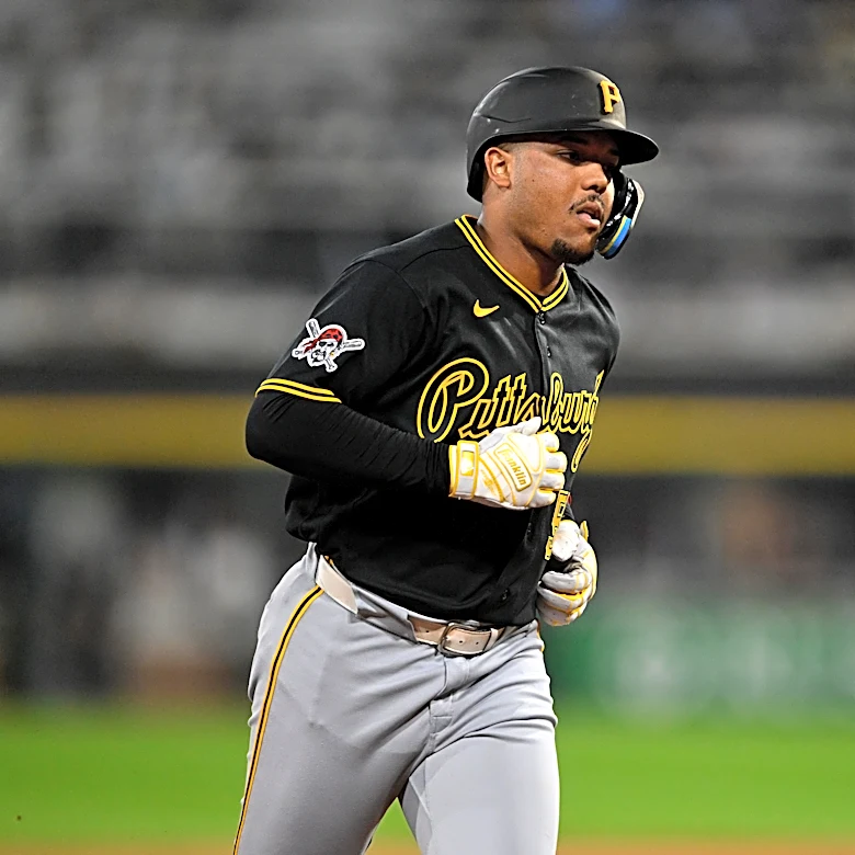 Rookie Esmerlyn Valdez heads to IL for Pirates