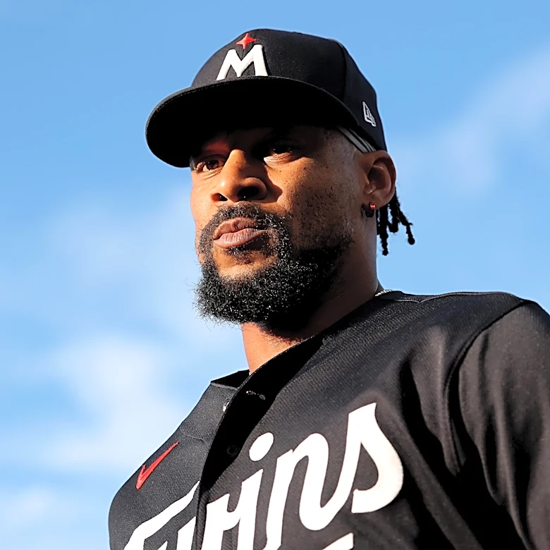 MLB News: Willson Contreras, Mike Shirley resigns, Byron Buxton, Rafael Devers, Justin Verlander