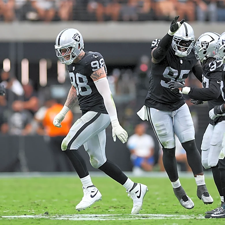 Complementary Raiders’ football highlights 1st win of Klint Kubiak era