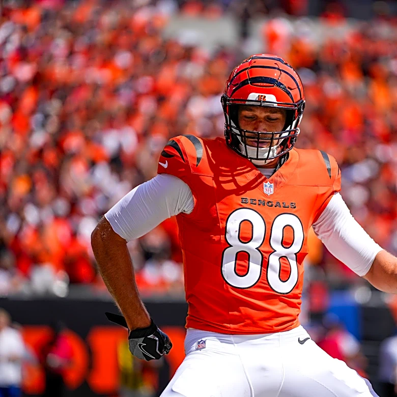 Bengals’ Ted Karras recounts the time he saved Mike Gesicki’s life during their time with the Dolphins