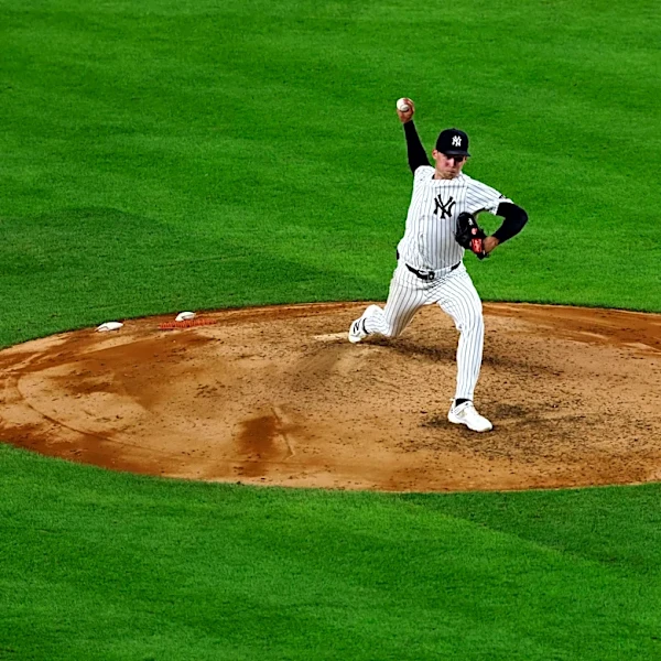 New York Yankees @ Minnesota Twins: Will Warren vs. Dean Kremer