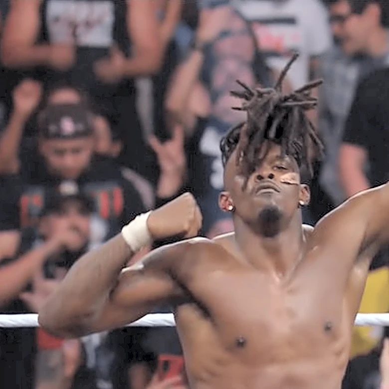 Je’Von Evans qualifies for Money in the Bank ladder match