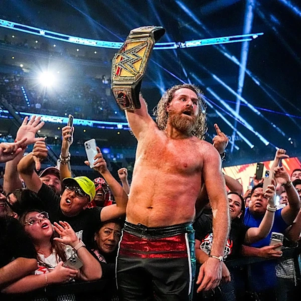 WWE just held 10 title matches over three days in Mexico City