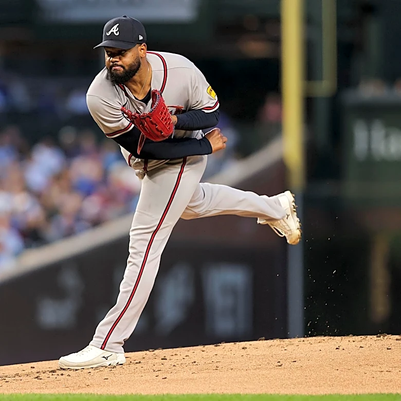 Reynaldo López will be going on the IL, per report