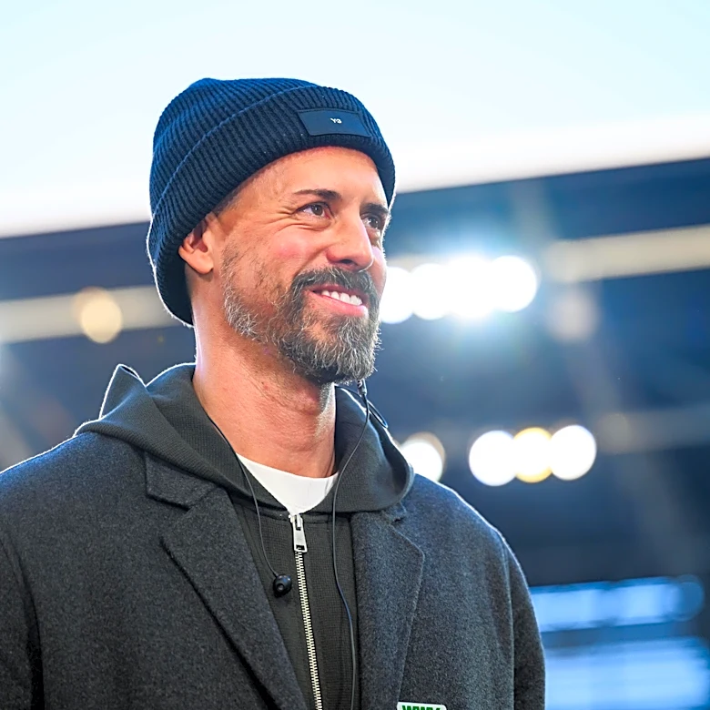Former Bayern Munich striker in line for new head coaching gig?