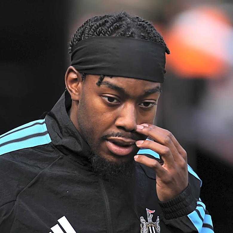 ‘Doesn’t Look Good’: Newcastle Fears Serious Anthony Elanga Injury