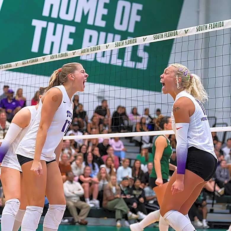 Volleyball: No. 11 TCU defeats Michigan, wins 3 matches at South Florida Invitational