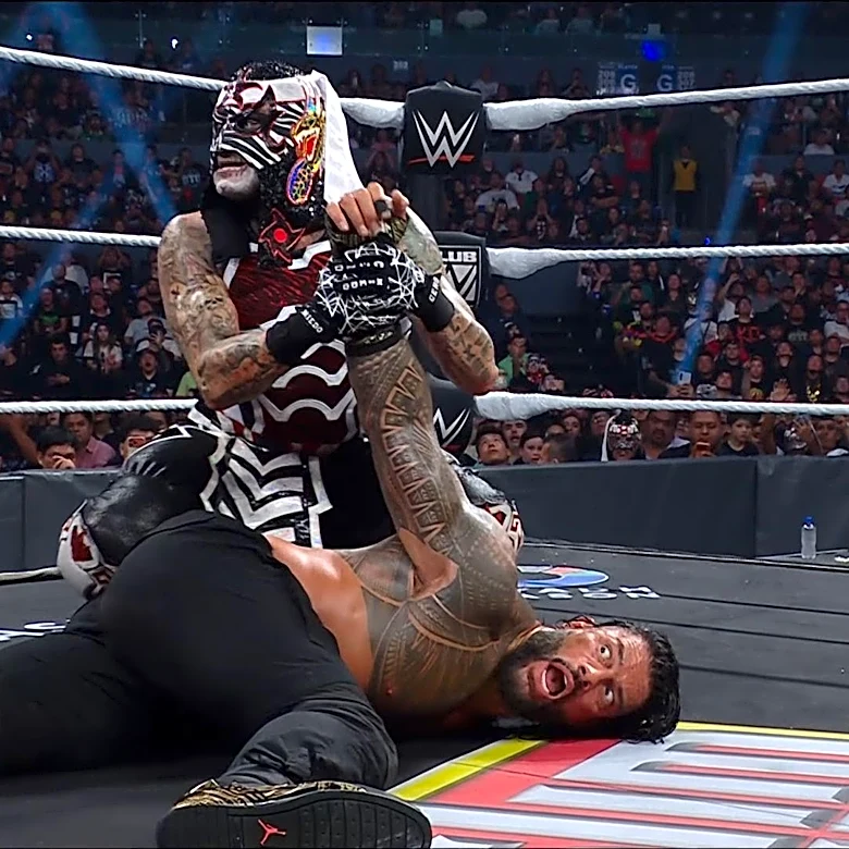 William Regal with high praise for Roman Reigns’ performance on WWE Raw