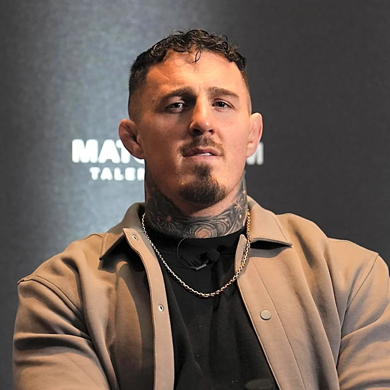 ‘I wouldn’t take that risk’ – Former UFC champ thinks Tom Aspinall is done