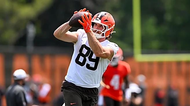 49ers sign Jack Stoll to the practice squad after Jake Tonges injury