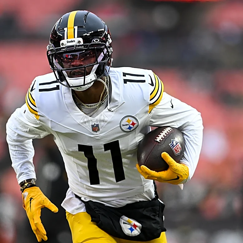 Former Steelers WR signs with Chargers