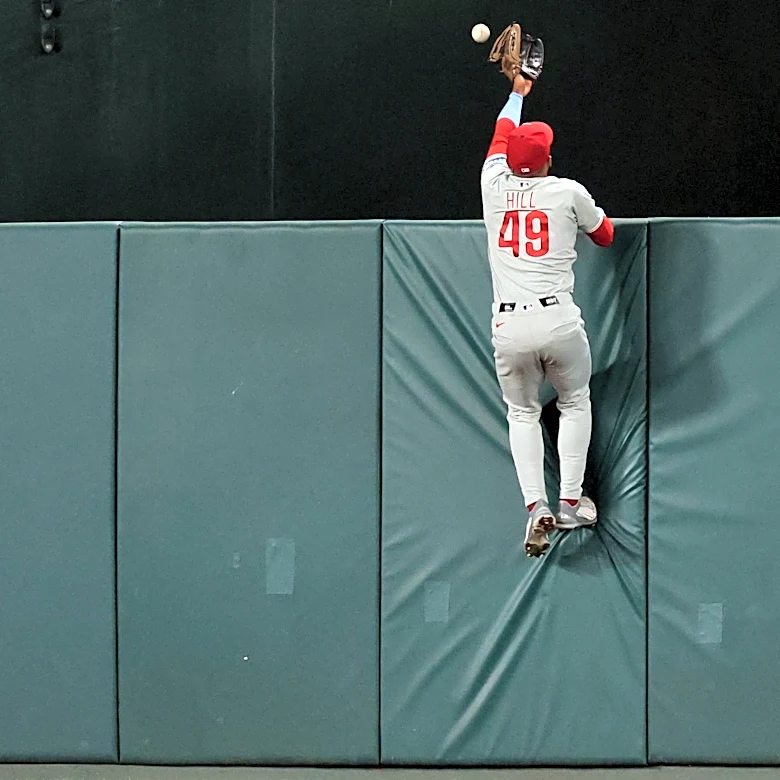 ERODING: Nationals 6, Phillies 3