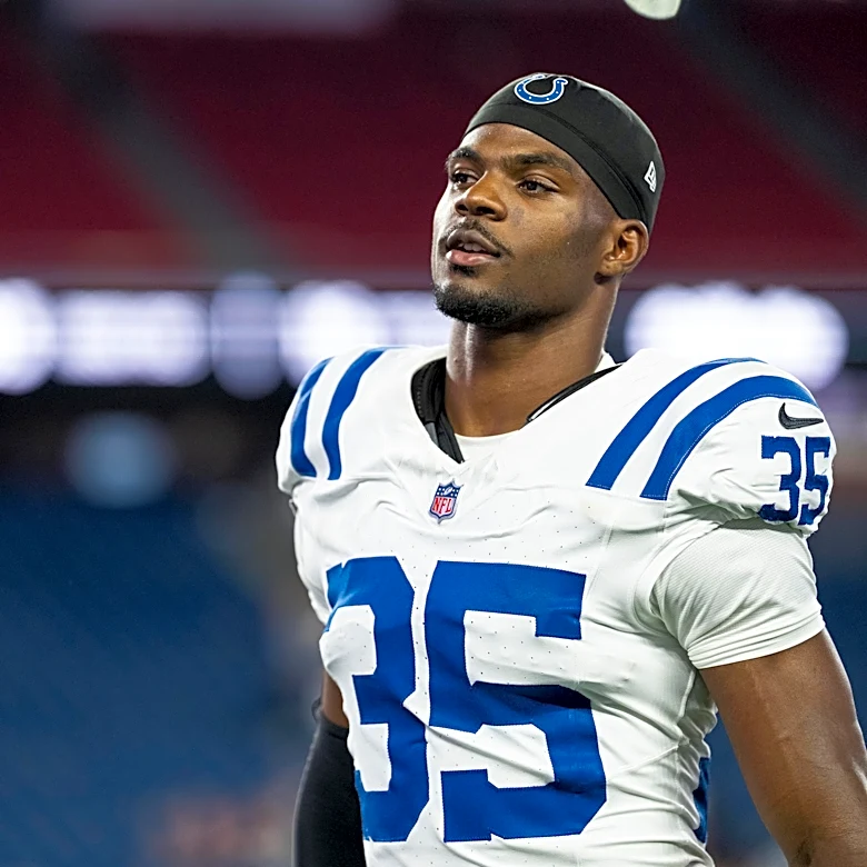 Colts announce practice squad move at corner by immediately bringing back familiar face