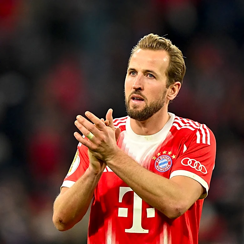 Bayern Munich News: Bayern set to ward off FC Barcelona, Saudis for Harry Kane; Another falconer goes wild; Bayern scoping Premier League goalkeepe...