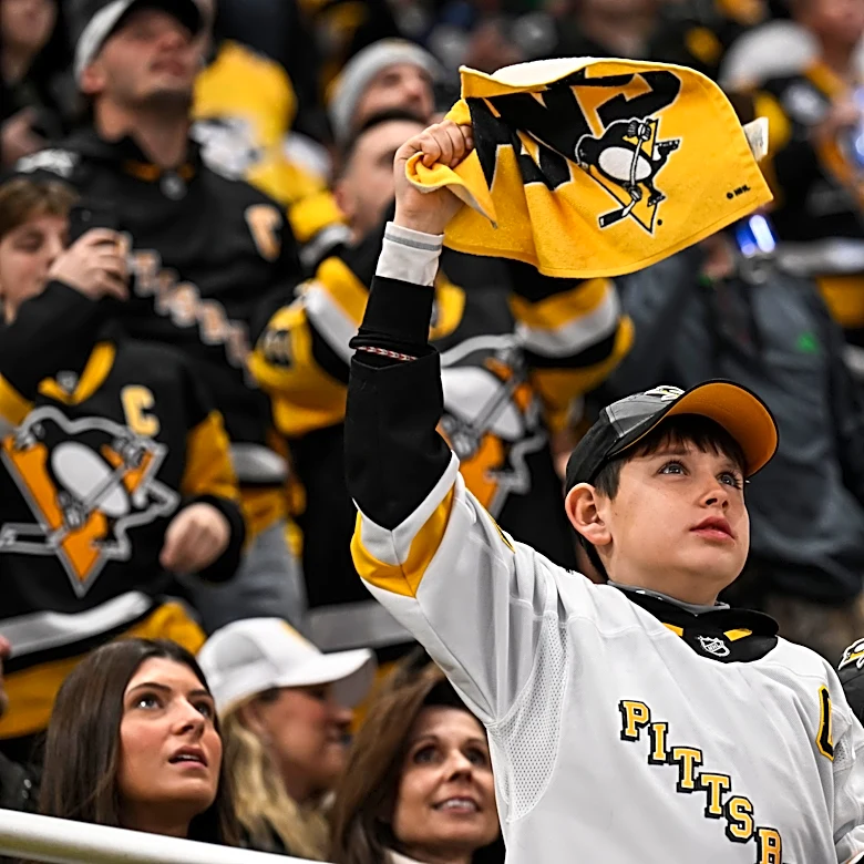 Penguins continue tradition of delivering tickets to season ticket holders
