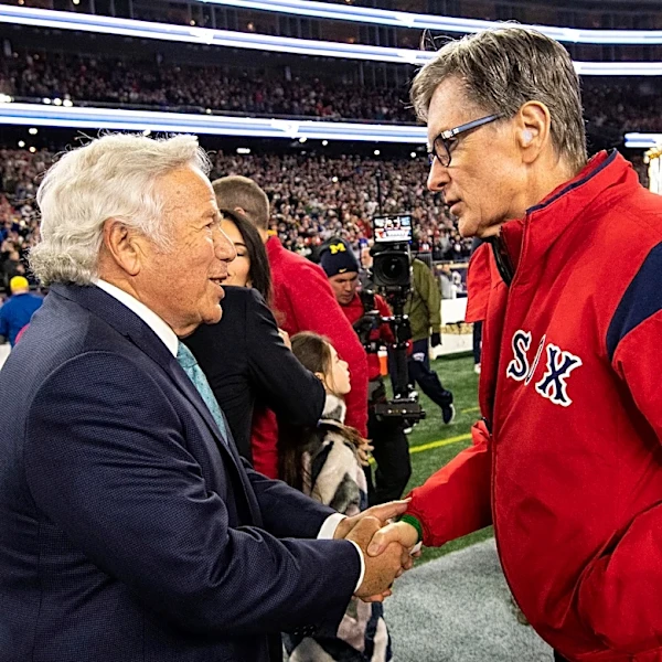 Red Sox owner John Henry might be a doofus, but Patriots owner Robert Kraft is despicable (and dumb)