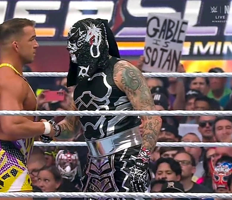 Seth Rollins says this underrated WWE star is now ‘one of the best wrestlers on the planet’