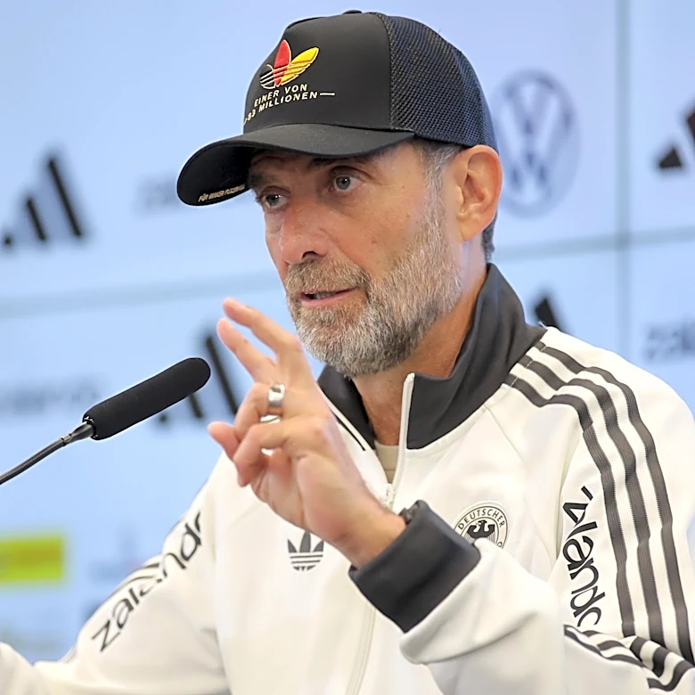 Jürgen Klopp Offers Florian Wirtz Advice