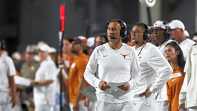 Steve Sarkisian provides injury updates on Texas RB Derrek Cooper, TE Nick Townsend