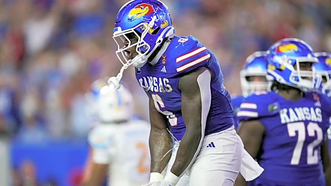 Kansas Football Arrives In London For Arizona State Matchup