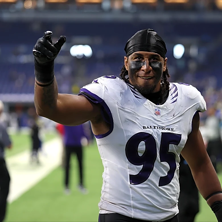 Ravens Week 1 film study: Hendrickson, Robinson form powerful EDGE duo