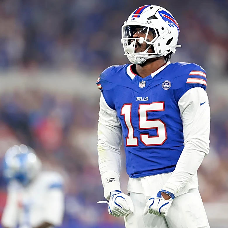 Buffalo Bills OLB Greg Rousseau hunting QBs at a HOF pace