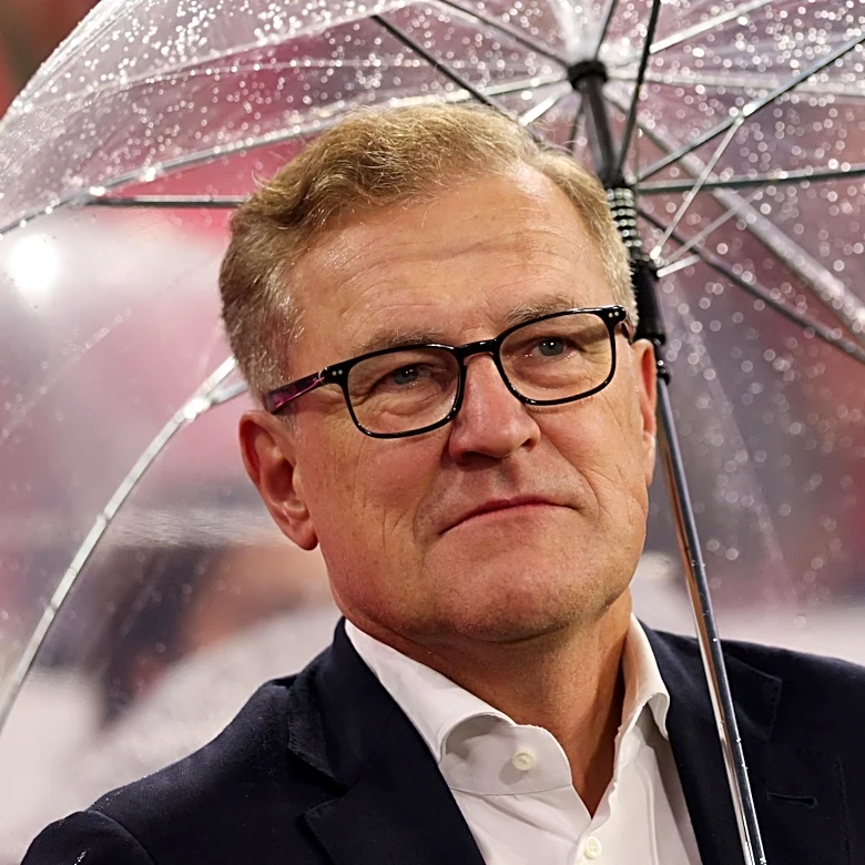 Bayern Munich CEO Jan-Christian Dreesen skeptical of rotation