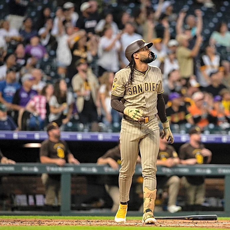 Diamondbacks lose further ground on off day