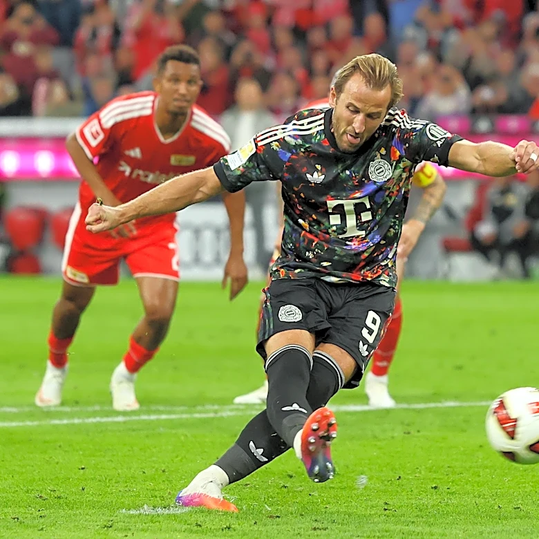 ‘Extremely happy’ Harry Kane shatters Bundesliga scoring record, delivers Bayern Munich contract update