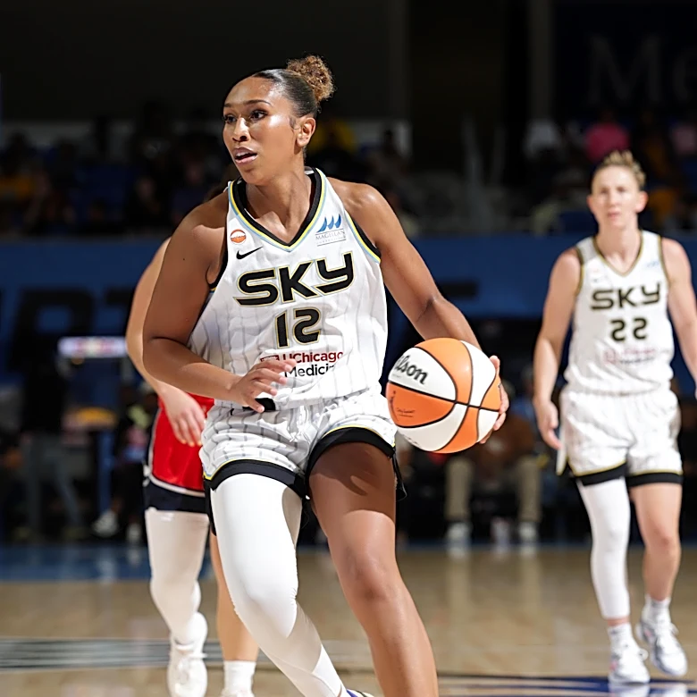 After a 30-point blowout loss, what are the end-of-season goals for the Chicago Sky?