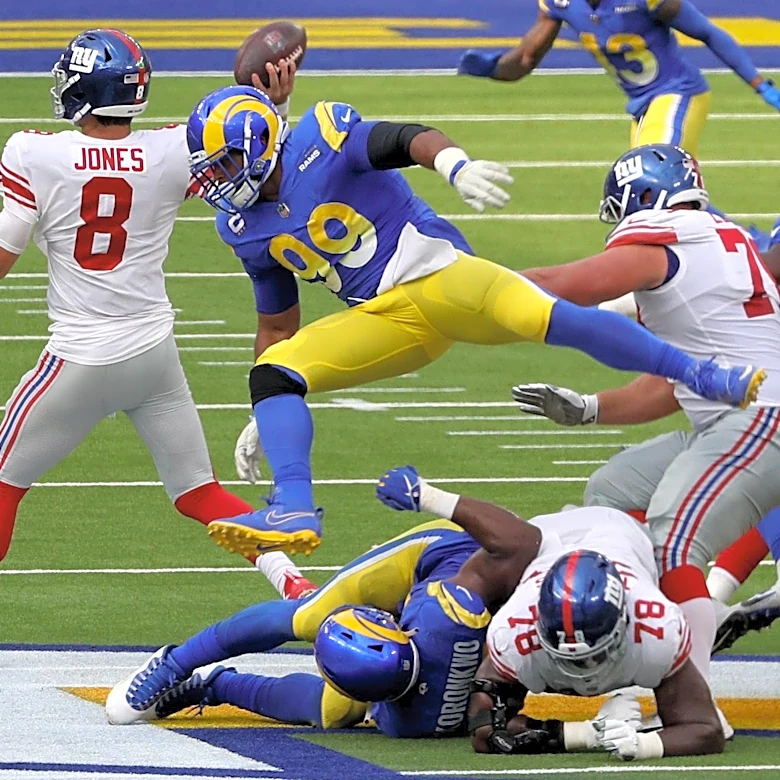 Aaron Donald plans to make debut on Monday