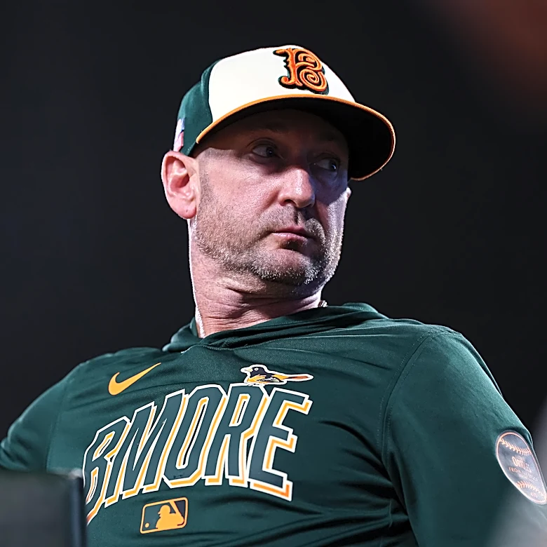 Craig Albernaz puts on “Fire me!” clinic as Orioles lose to Brewers