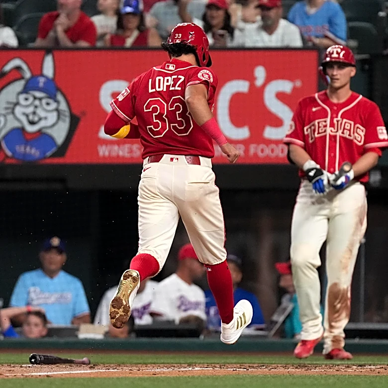 77-77 – Rangers crease Cease to claim opener over Jays