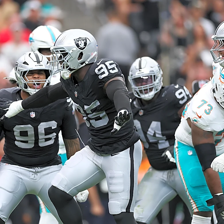 Raiders’ defense is key against Chargers’ offense