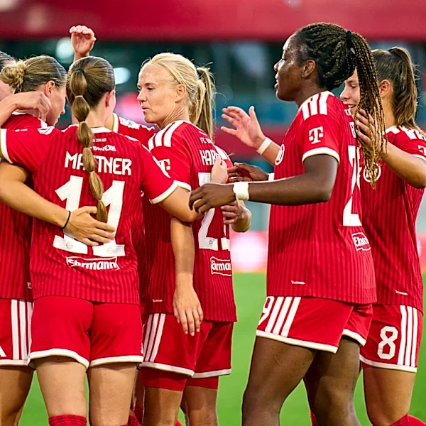 Bayern Munich Frauen defeat strong Köln side 5-2