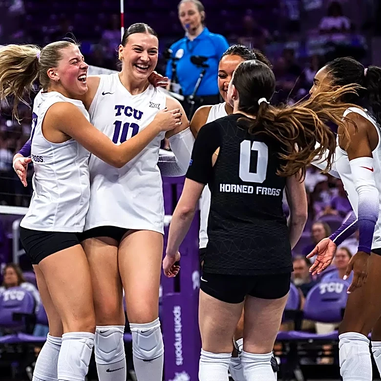 Volleyball: No. 13 TCU takes 2 matches at Fight in the Fort, runs winning streak to 7 straight